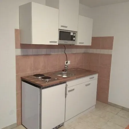 Amy's Apartment, Relax And Enjoy דירה *